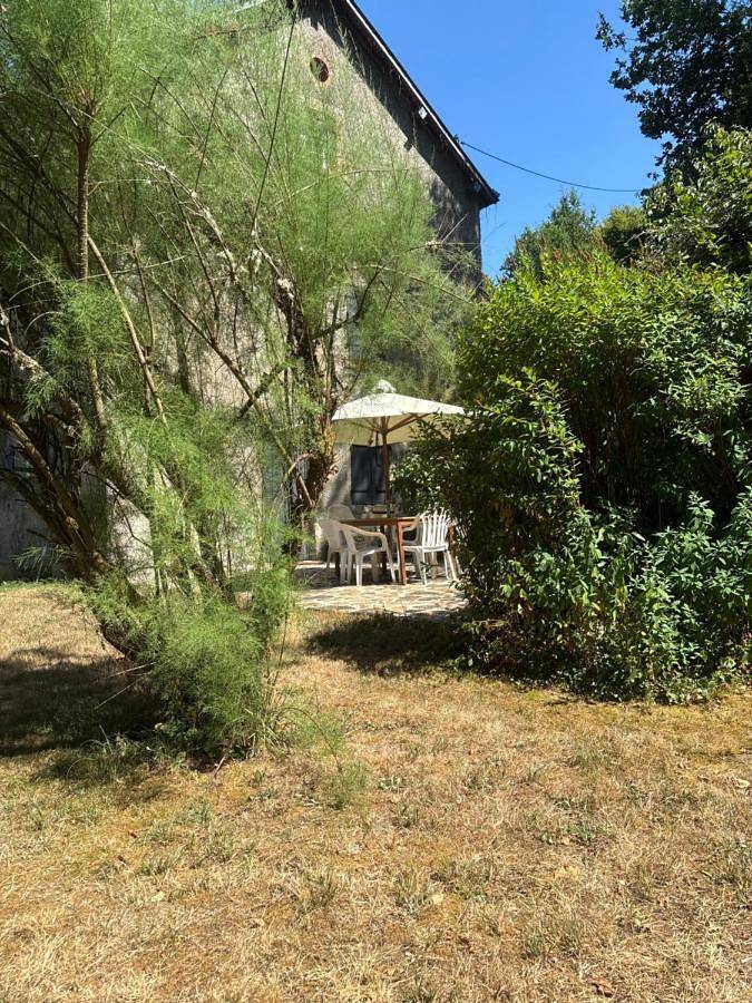 Location de vacances pour 9 personnes, avec Terrasse ainsi que Jardin et Vue à Vigoulant - 4