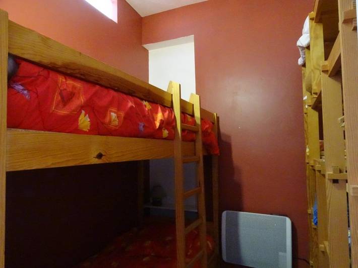 Appartement entier, Charmant Appartement 3 Pièces à Arette - 2 Chambres, Casiers à Skis, Parkings Gratuits in La Pierre Saint-Martin, Arette