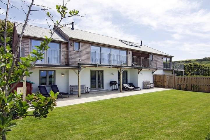 Holiday rental for 10 people, with balcony and garden, with pets in Bantham