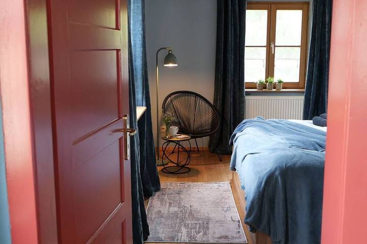 Maison Fuchs - Fantastisches ehemaliges Bauernhaus mit Garten, Wifi u. Bbq in Sonnenbühl, Albsteig Etappe 11