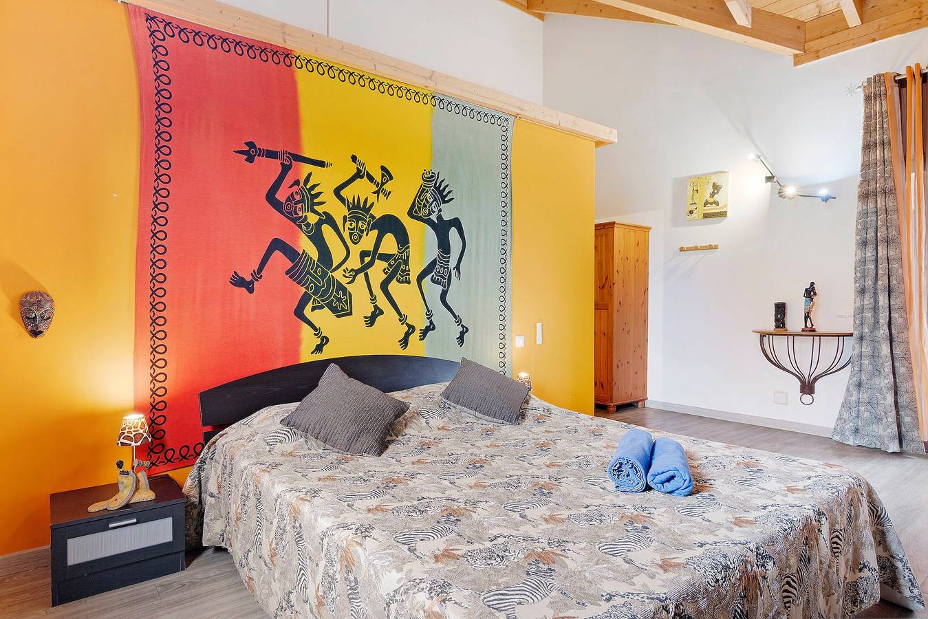 Nairobi Room – Shared Pool in Alte, Faro District