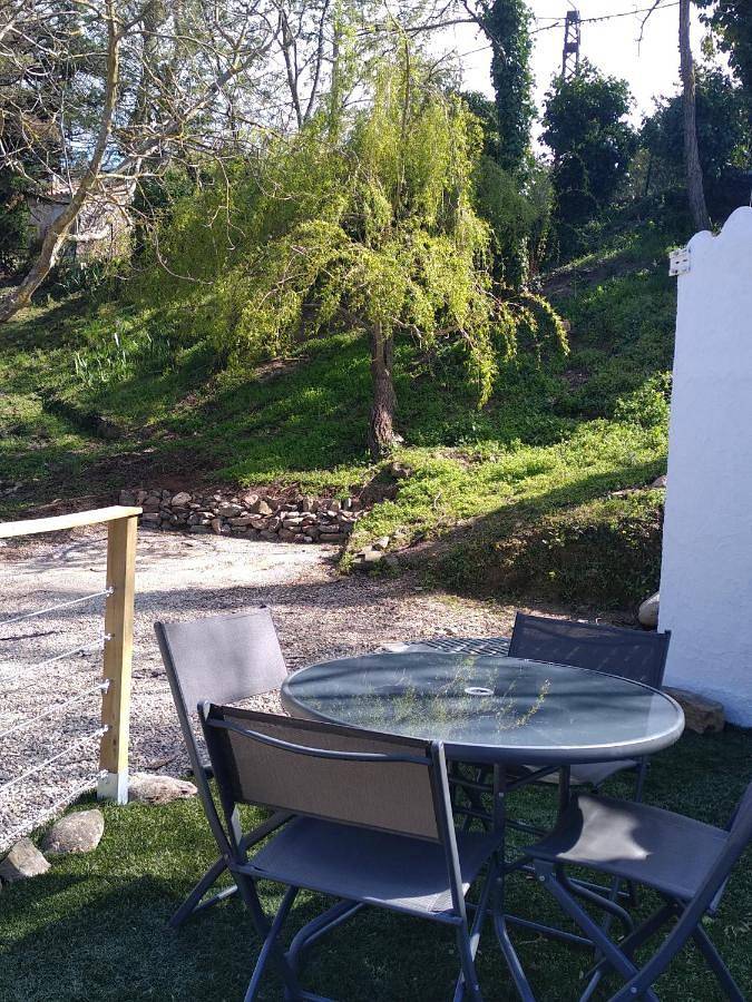 Location de vacances pour 4 personnes, avec piscine ainsi que vue et jardin à OMS (homonymie) - 3
