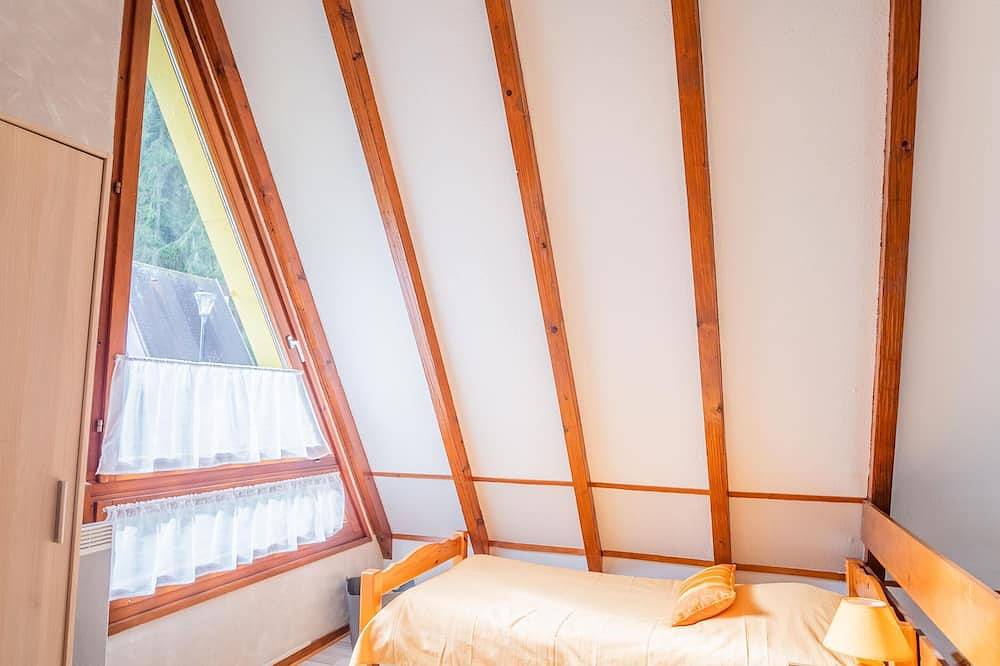 Casa \"Gewürz\", confortable con terraza / parking entre viñedos y montañas. in Kaysersberg, Parque natural regional de los Ballons des Vosges