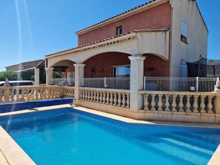 Location de vacances pour 10 personnes, avec piscine et jardin à MUS - 4