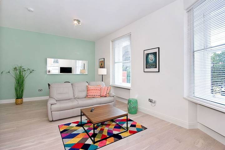 Vacation rental for 4 people, kid friendly in Covent Garden