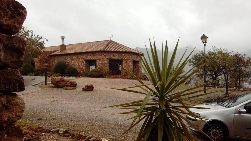 Hotel para 2 personas, con jardín además de jacuzzi y piscina en Andalucía - 4