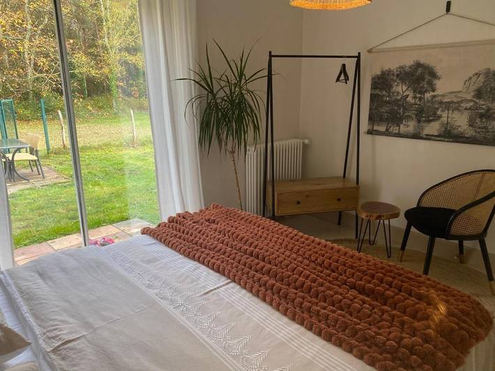 Location de vacances pour 4 personnes, avec jardin ainsi que piscine et vue à Chaumont-sur-Tharonne - 3