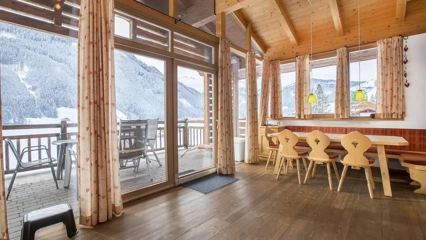 Chalet für 10 Personen, mit Pool und Balkon in Wald im Pinzgau - 2