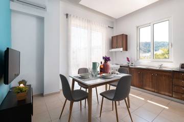 Vakantieappartement voor 5 Personen in Ialyssos, Rhodos, Afbeelding 1