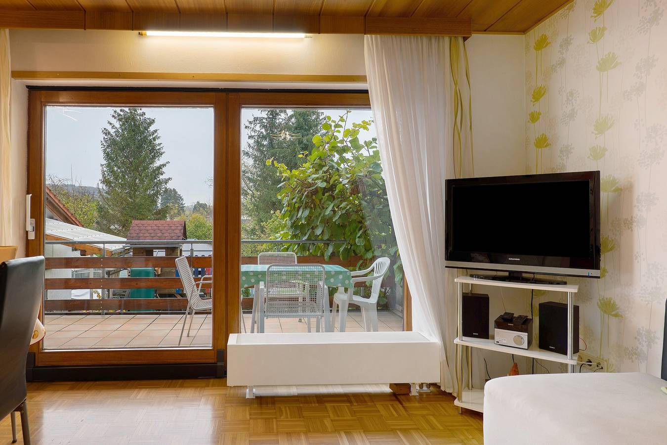 Appartement entier, Appartement 'Ferienwohnung Bender' avec jardin partagé, balcon et Wi-Fi in Sinsheim, Kraichgau
