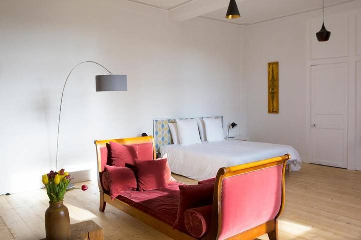 Location de vacances pour 3 personnes, avec vue ainsi que jardin et piscine à Pouillon - 4