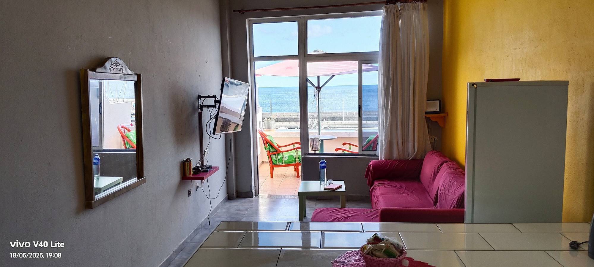 Casa 'Lindas Vistas' mit Meerblick, privater Terrasse und Wlan in Puerto del Carmen, Tías