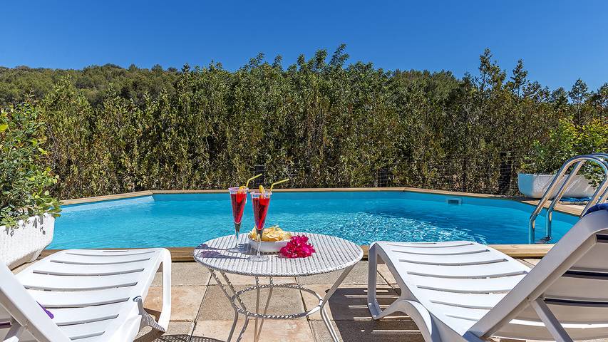 Finca für 6 Personen, mit Terrasse und Garten in Alaró