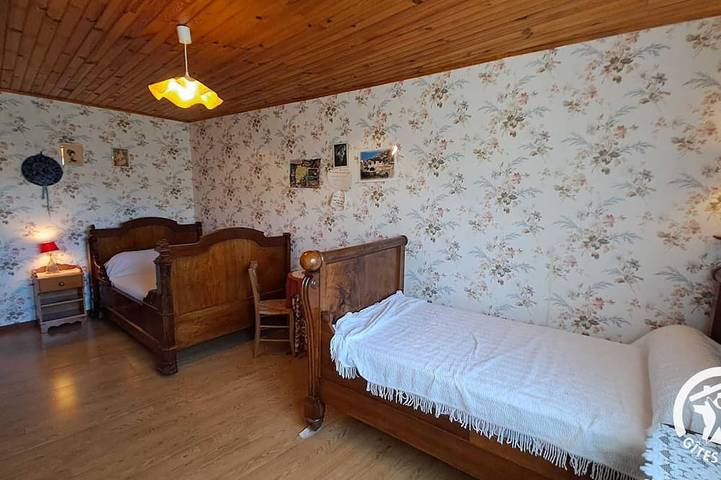 Location de vacances pour 4 personnes, avec jardin à Murat-sur-Vèbre - 3