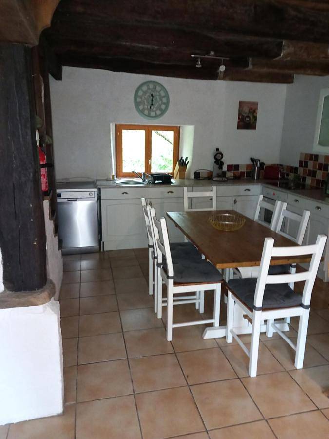 Two-Bedroom House in Sarrazac, Parc naturel régional Périgord-Limousin