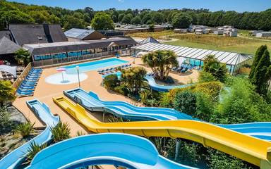 Camping für 4 Personen, mit Terrasse und Pool im Morbihan