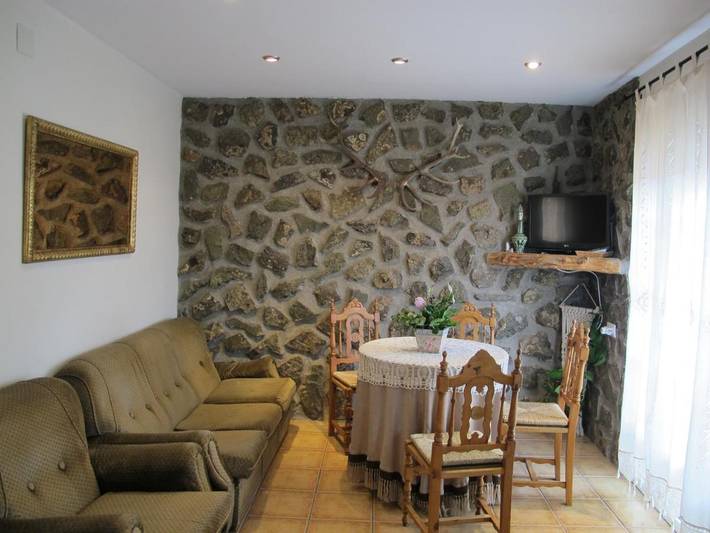 Apartamento para 5 personas, con Balcón y Vistas en Bronchales