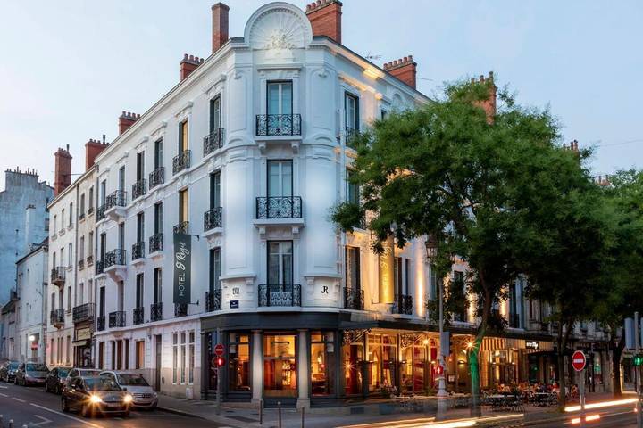Hôtel pour 4 personnes, avec terrasse
