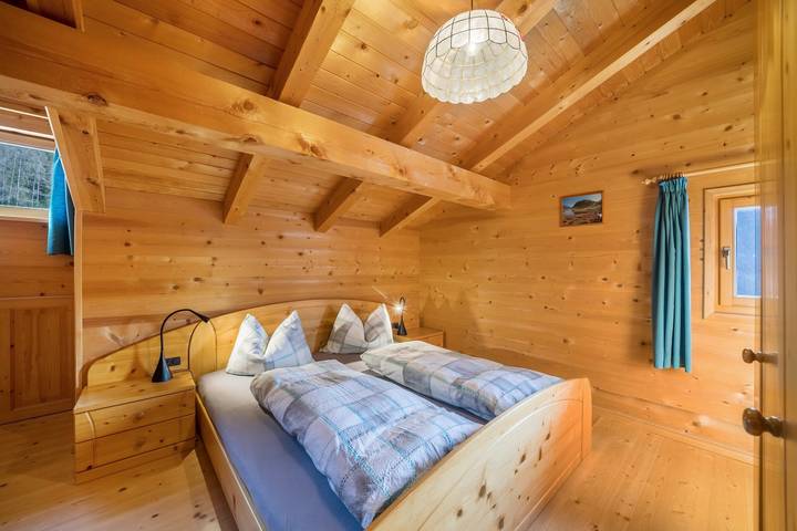 Ganze Wohnung, Ferienwohnung 'Thalhof Kornigl' mit Bergblick, Gemeinschaftsgarten und Wlan in Ulten, Ortleralpen