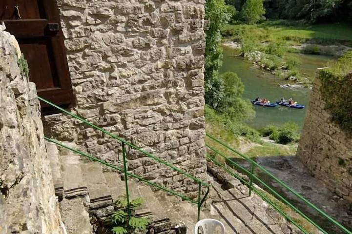 Location de vacances pour 2 personnes, avec jardin à Sainte-Enimie - 2