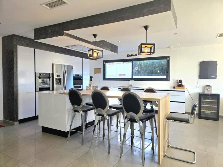 Location de vacances pour 8 personnes, avec piscine ainsi que jardin et vue à Banyuls-dels-Aspres - 3