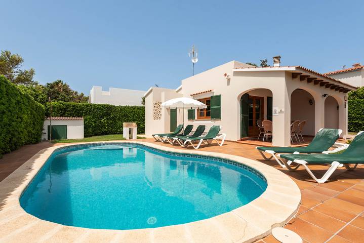 Villa pour 6 personnes, avec jardin et terrasse à Cala Blanca - 2