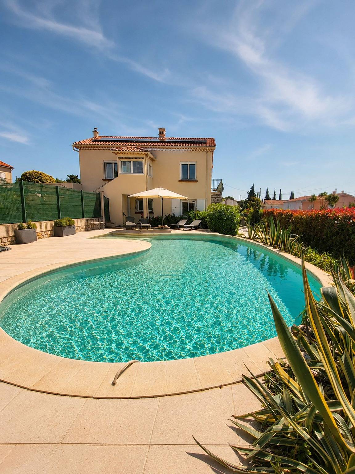 Bas de villa Lola avec piscine in Six-Fours-les-Plages, Côte méditerranéenne (France)