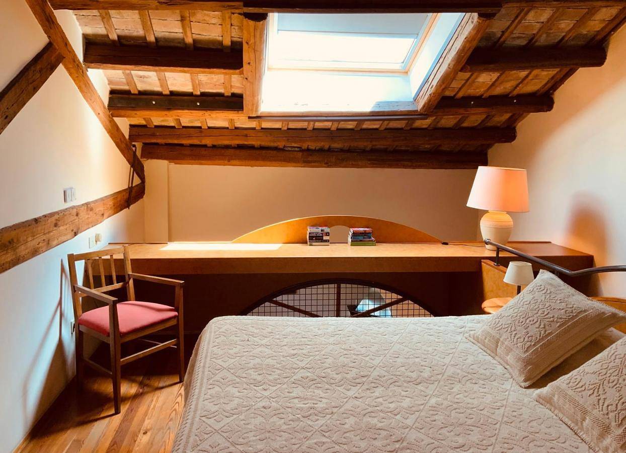Le Residenze dei Serravallo in Triest, Triest Provinz