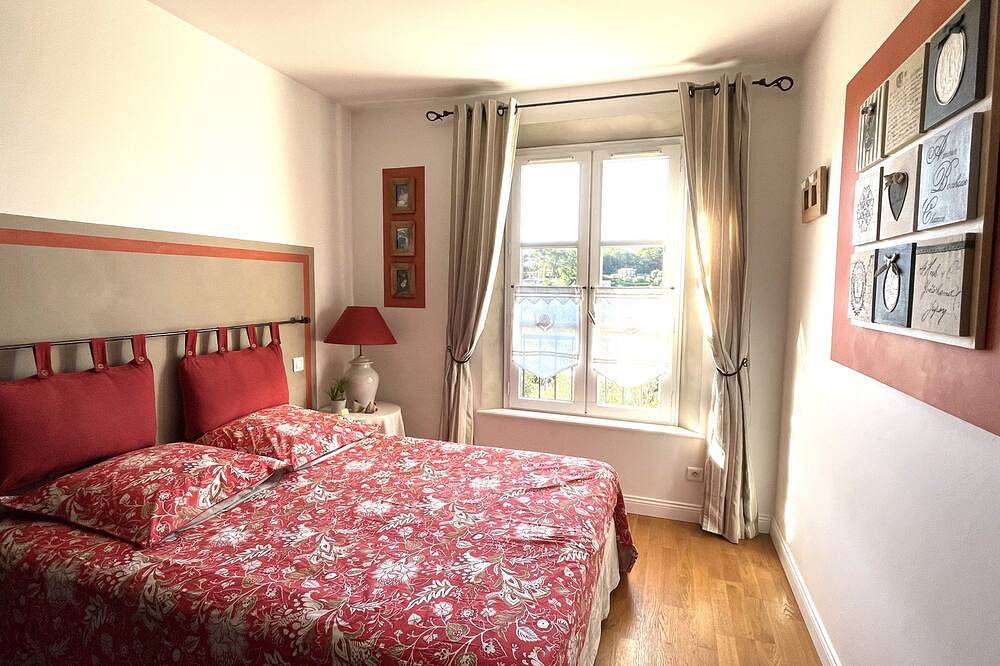 Appartement duplex dans Villa 2 ch.  4/6 p  Proche Grasse, Piscine, Jardin, clim in Le Rouret, Côte méditerranéenne (France)