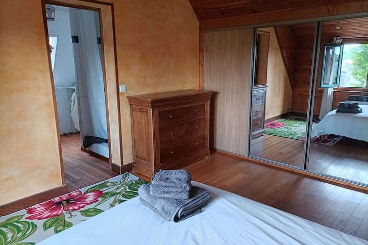 Location de vacances pour 7 personnes, avec jardin et terrasse à Saint-Gatien-des-Bois - 4