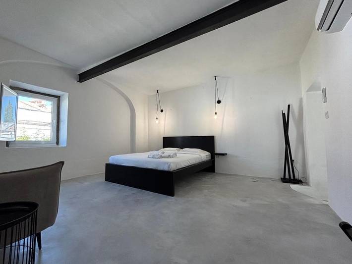 Gîte pour 2 personnes, avec Terrasse à Borba - 3
