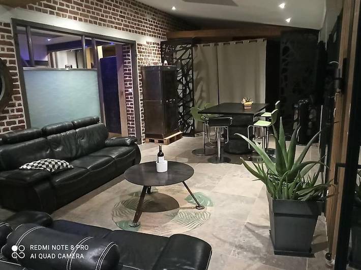Location de vacances pour 6 personnes, avec Jacuzzi et Terrasse ainsi que Jardin et Vue dans Blendecques - 2