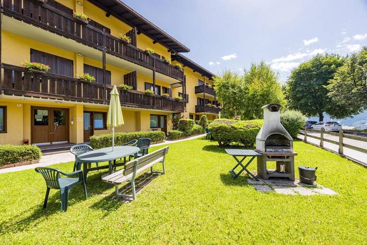 Ferienhaus für 2 Personen, mit Pool und Garten sowie Ausblick und Sauna, mit Haustier