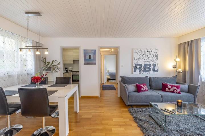 Ferienwohnung für 2 Personen, mit Ausblick und Balkon in St. Gallen