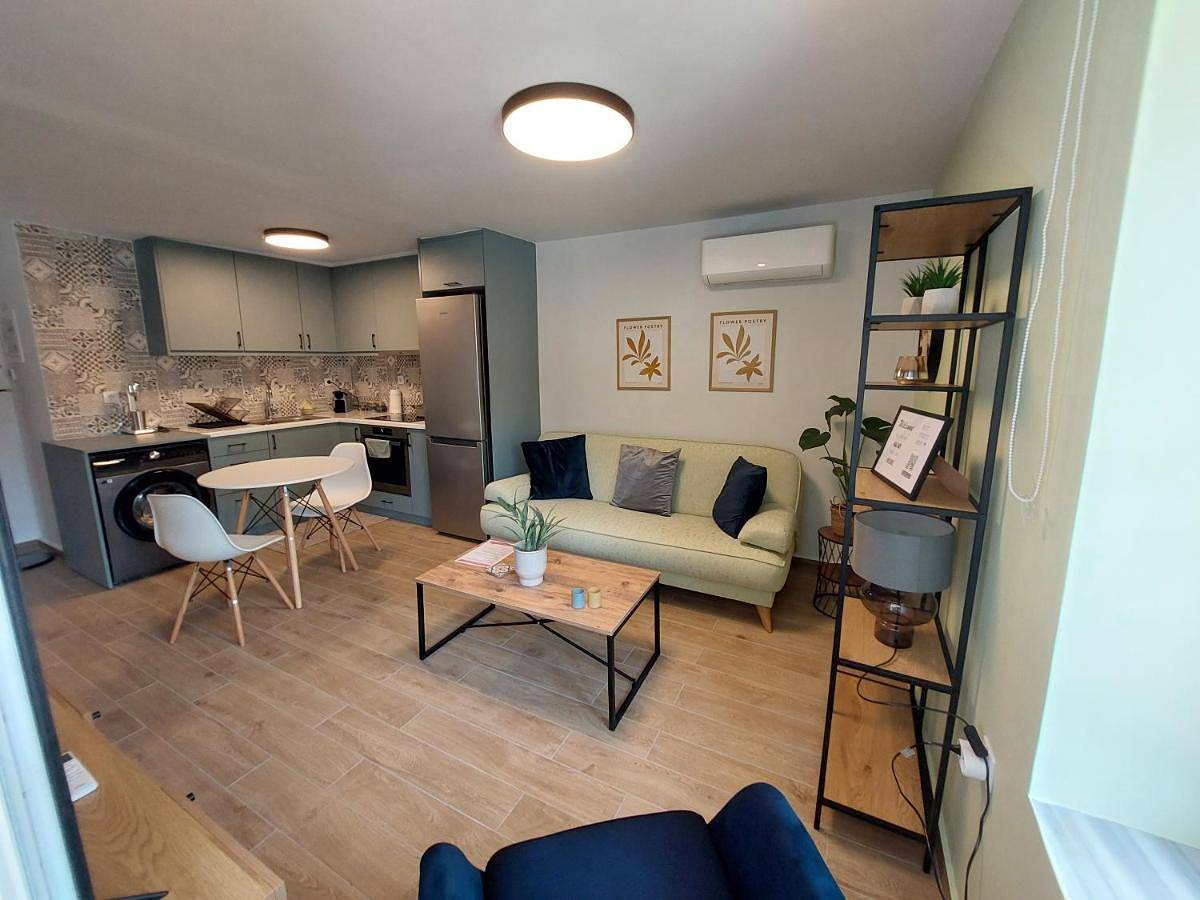 Appartement entier, Diamond Apartment in Lamia, Région de Phthiotide