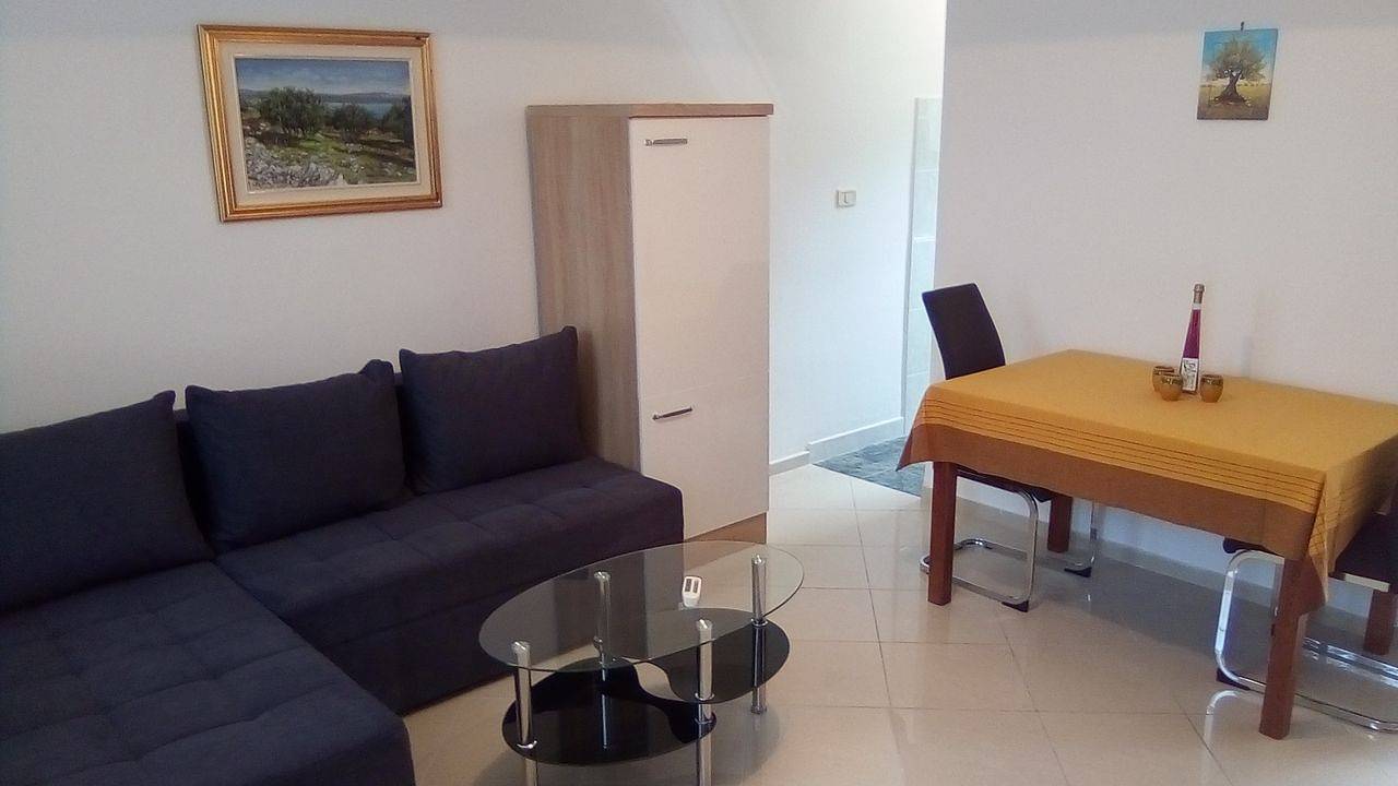 Ganze Ferienwohnung, Ferienwohnung für 2 Personen (36 m²) in Valun in Valun, Cres
