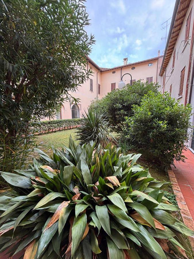 Loft per 4 persone, con panorama e giardino a Desenzano del Garda