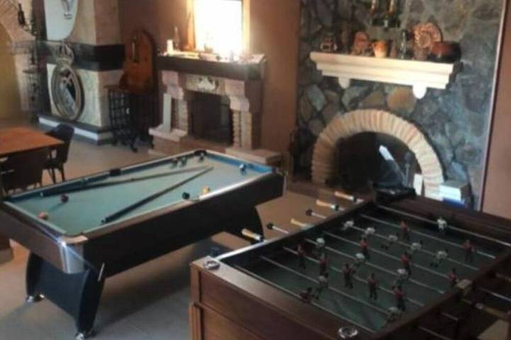 Gîte pour 14 personnes, avec balcon - 1