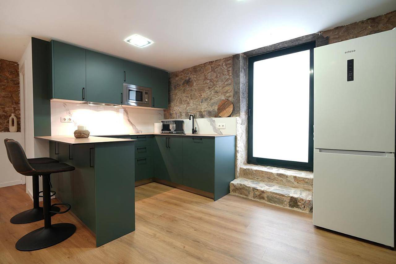 Three-Bedroom House in Razo, Carballo