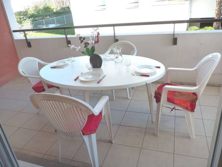 Gîte pour 4 personnes, avec terrasse et piscine à Marseillan - 2