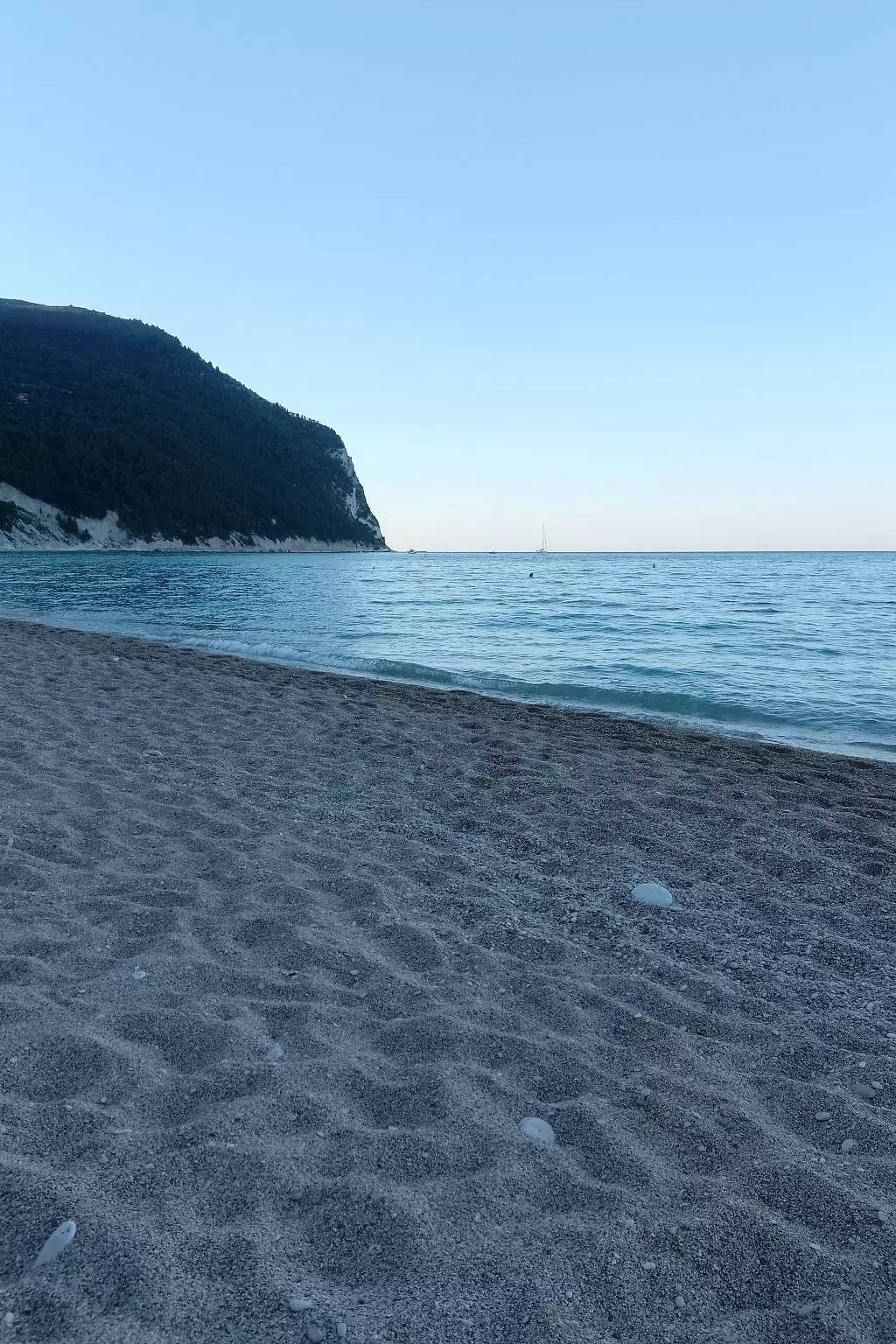 Geheel appartement, 2 kamers 3 personen in Camerano, Riviera del Conero