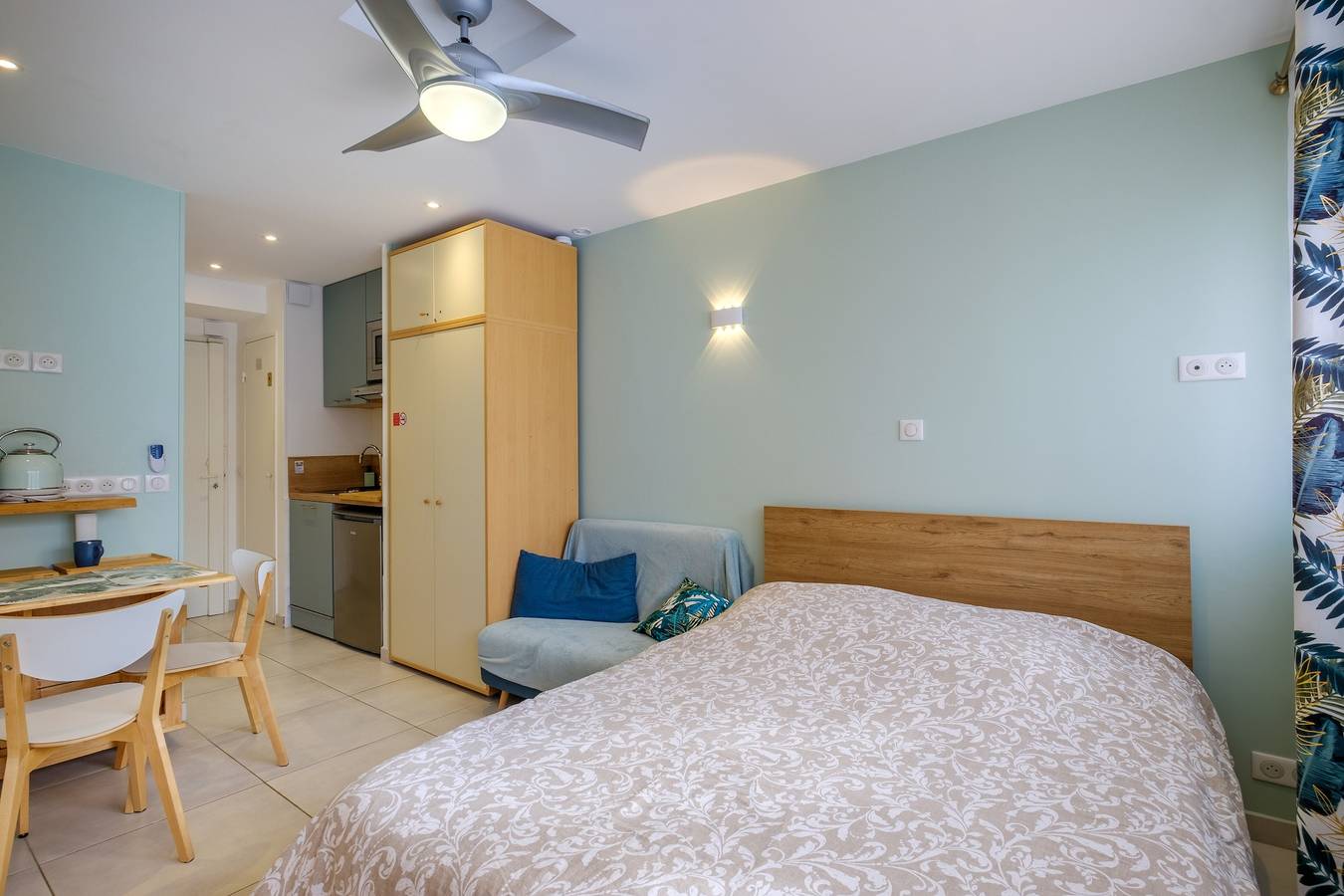 Studio entier, Studio '2 Lits' avec Wi-Fi et climatisation in Villeneuve-Loubet Plage, Villeneuve-Loubet