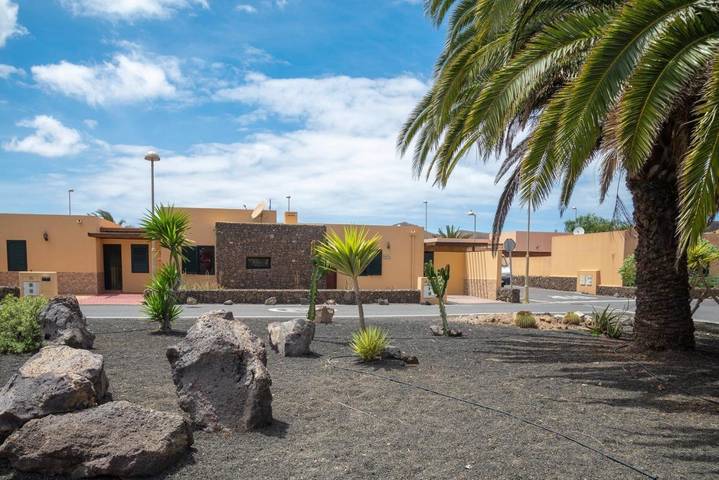 Chalet para 4 personas, con piscina y jardín en Fuerteventura - 3