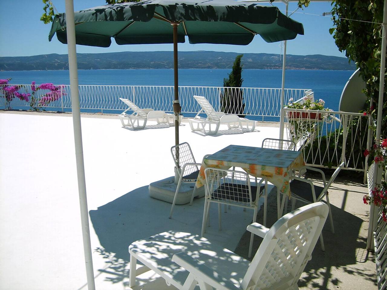 Entire apartment, Apartments Ivan in Omiš (Dalmatia), Omiš-Riviera