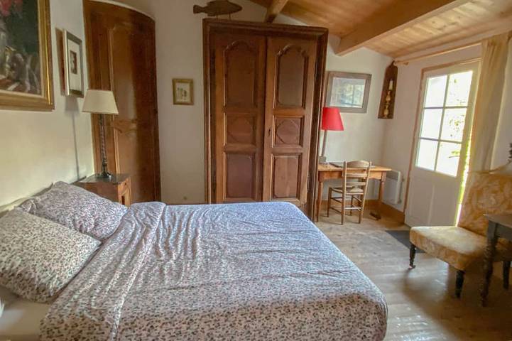 House 140 m2 -100m from the beach. 3 bedrooms - 3 bathrooms -3 toilets in Saint-Clément-des-Baleines, Ile de Re