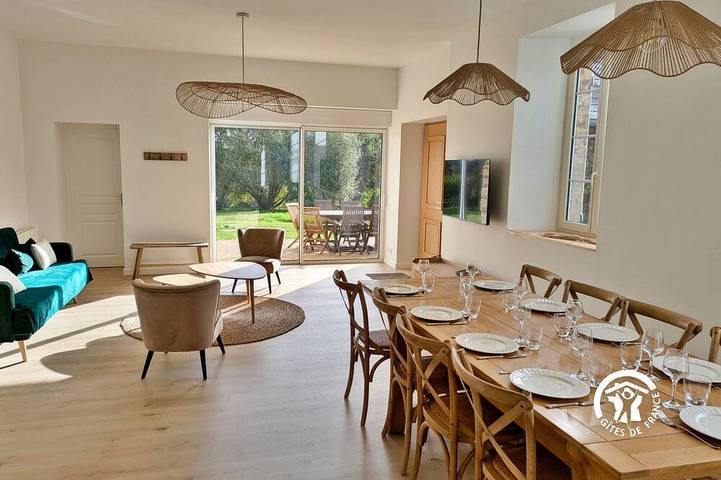 Gîte pour 9 personnes, avec jardin à Saint-Denis-d'Anjou