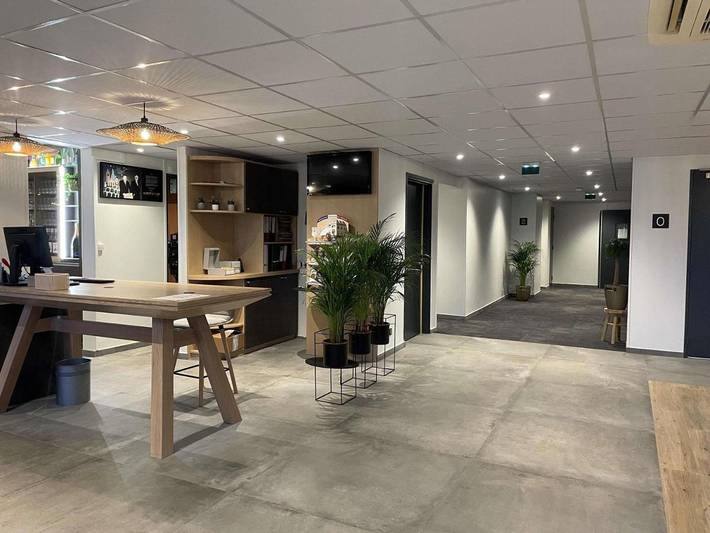 Hôtel pour 2 personnes, avec terrasse à Laon - 2