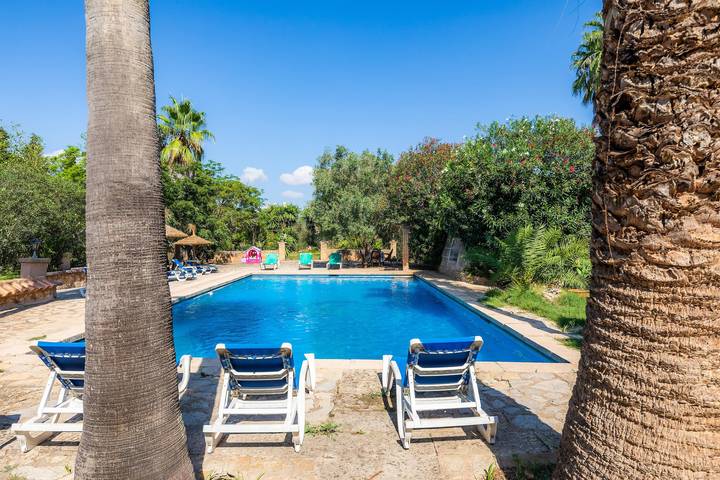 Entire studio, Charming Room Can Copet with Mountain View, Wi-Fi in Manacor, East Majorca