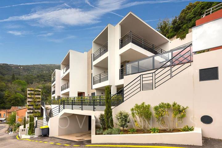 Gîte pour 4 personnes, avec piscine et balcon/terrasse à Èze - 3