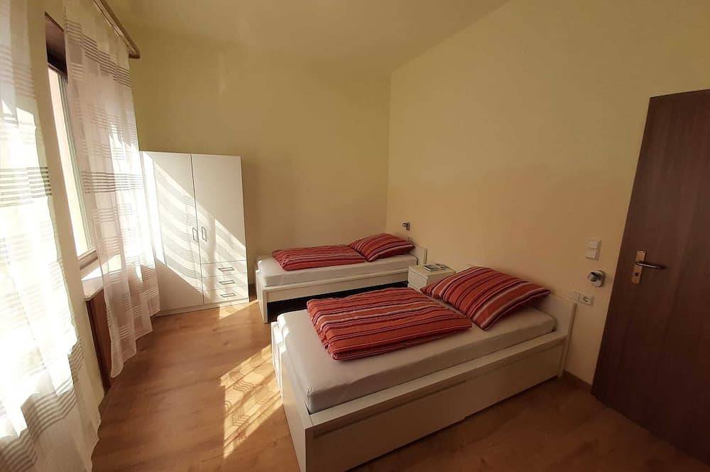 Ganze Wohnung, Ferienwohnung Nedingblick in Hauenstein, Landkreis Südwestpfalz